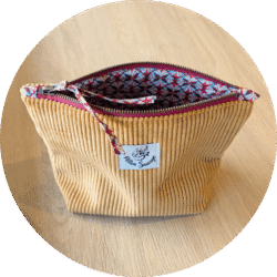 Trousse de toilette moutarde