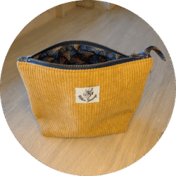 Trousse de toilette jaune